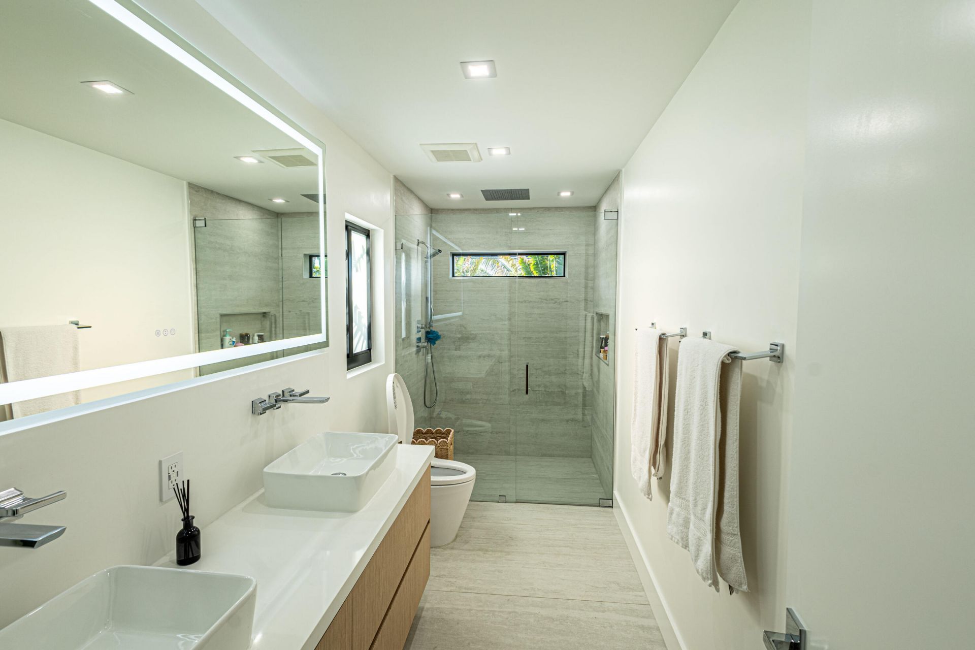 807 Hollywood Place, West Palm Beach, FL 33405 Photo