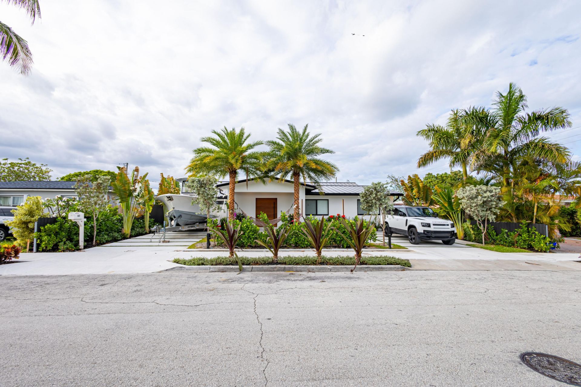 807 Hollywood Place, West Palm Beach, FL 33405 Photo