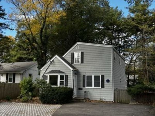 214 Sprague St, Dedham, MA 02026