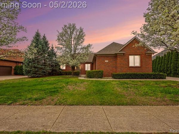 13823 Blue Beech Lane, Shelby Twp, MI 48315