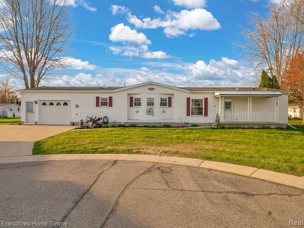 4333 24th Avenue, Fort Gratiot Twp, MI 48059