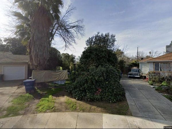 4850 Trinity Court, Sacramento, CA 95820