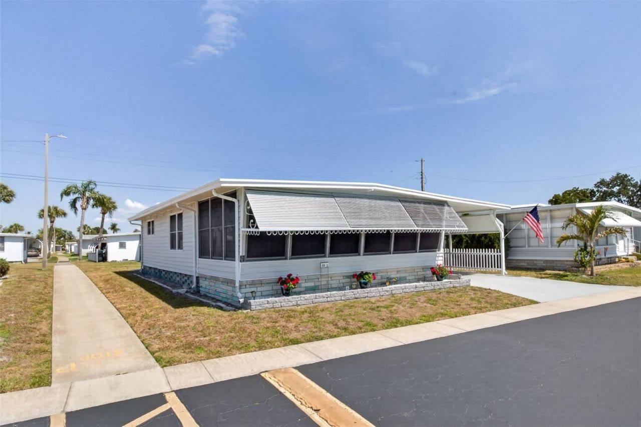 2000 E Bay Drive , Unit 85, Largo, FL 33771 Photo