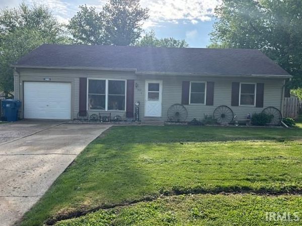 702 N Darcy Drive, Oxford, IN 47971