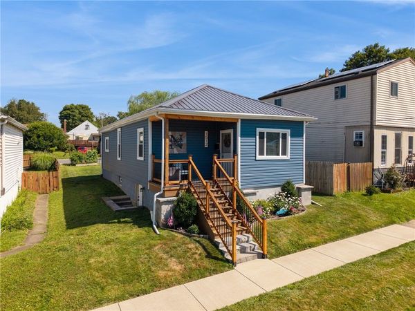 1512 3rd St, Natrona Heights, PA 15065