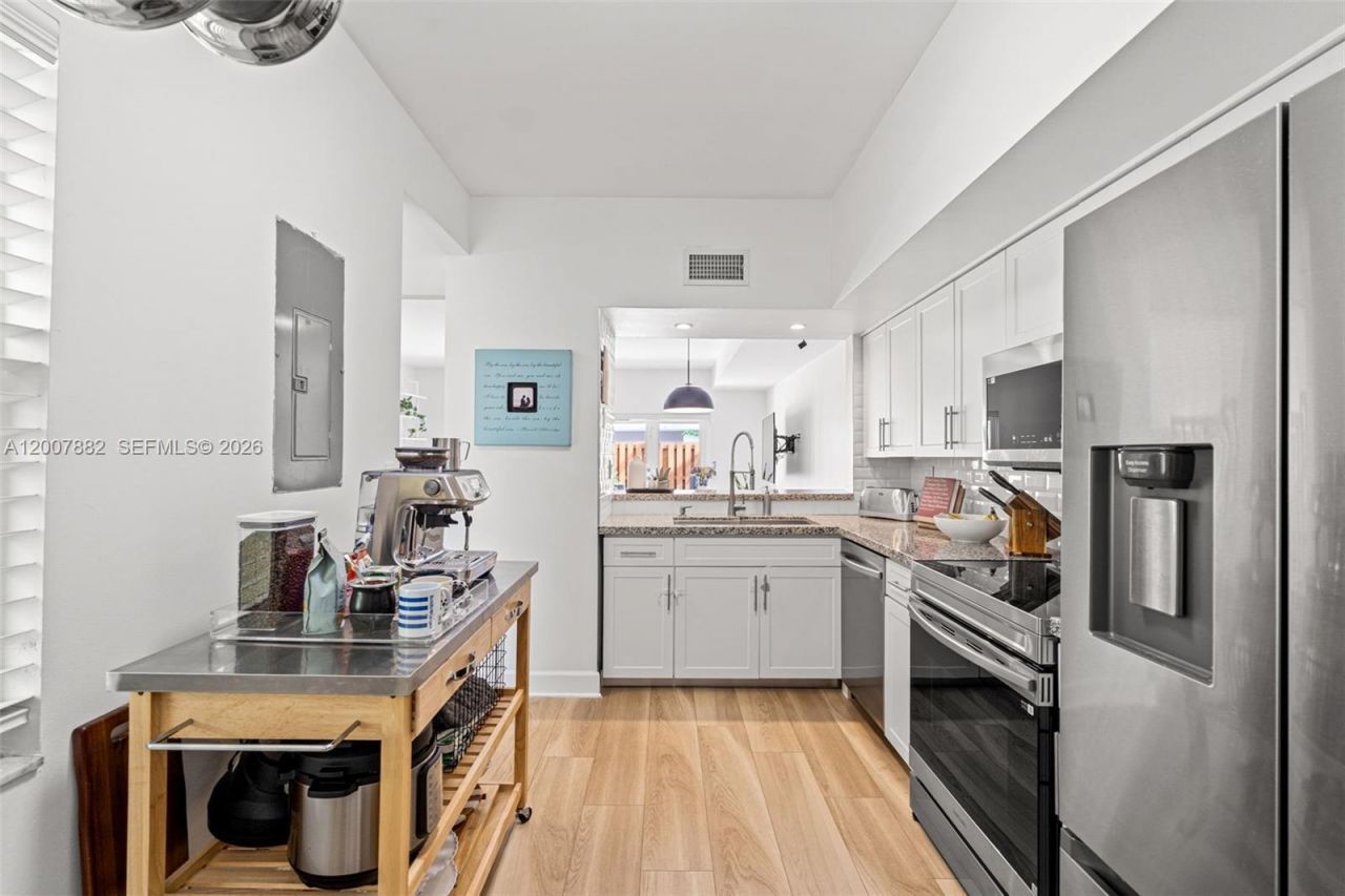 11845 SW 100th St , Unit ., Miami, FL 33186 Photo