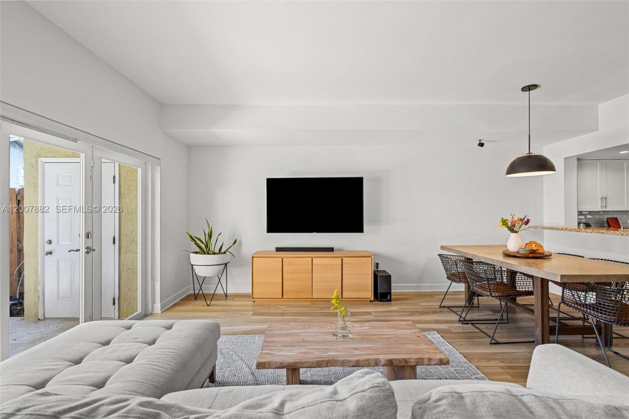 11845 SW 100th St , Unit ., Miami, FL 33186 Photo