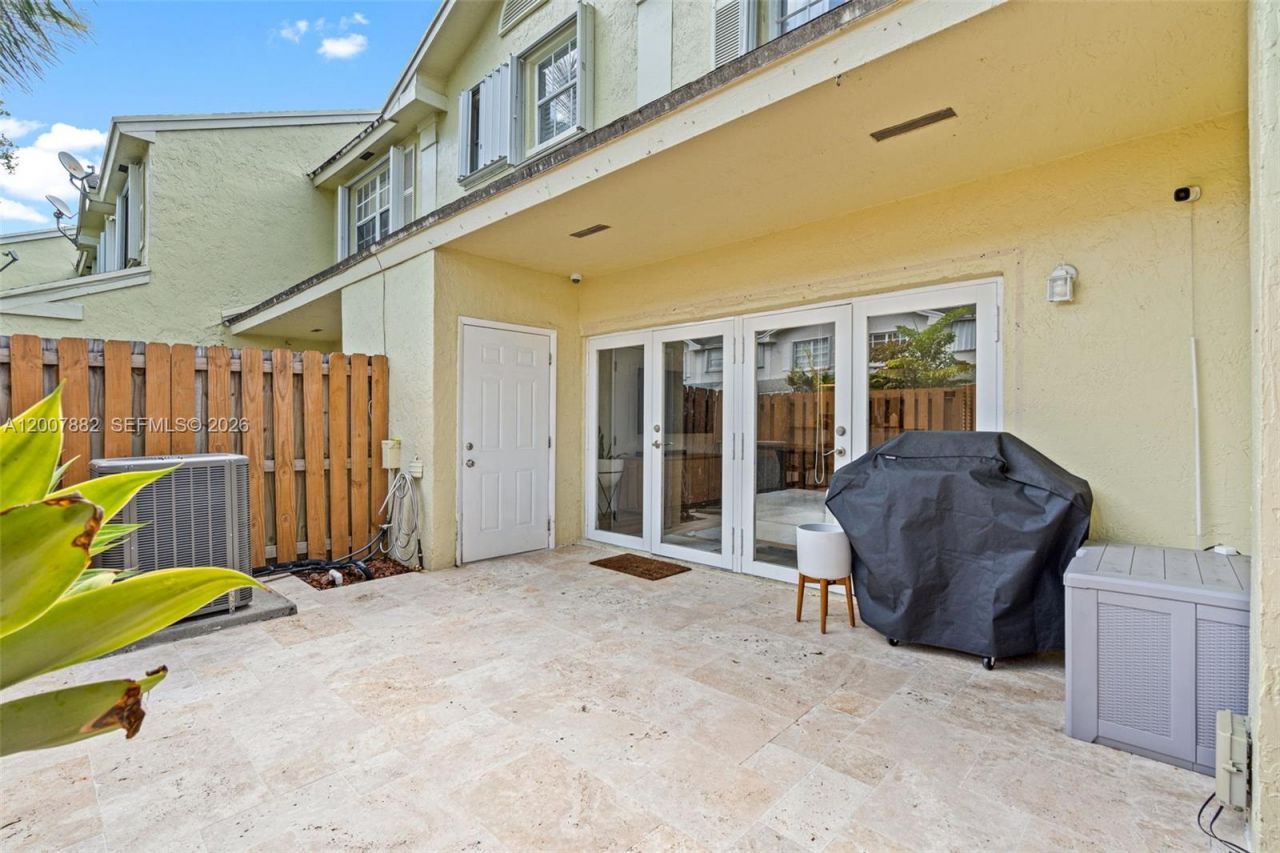 11845 SW 100th St , Unit ., Miami, FL 33186 Photo