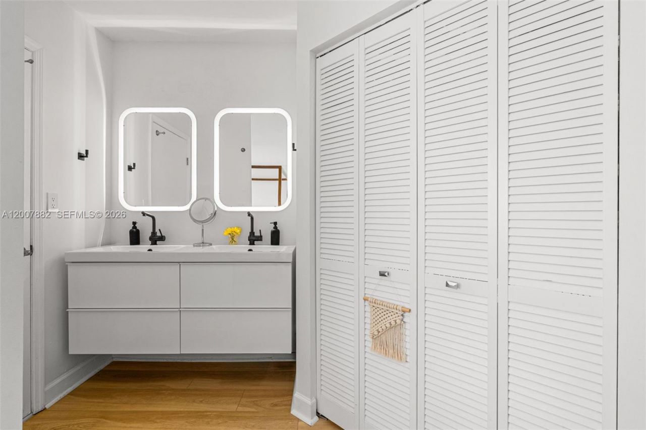 11845 SW 100th St , Unit ., Miami, FL 33186 Photo