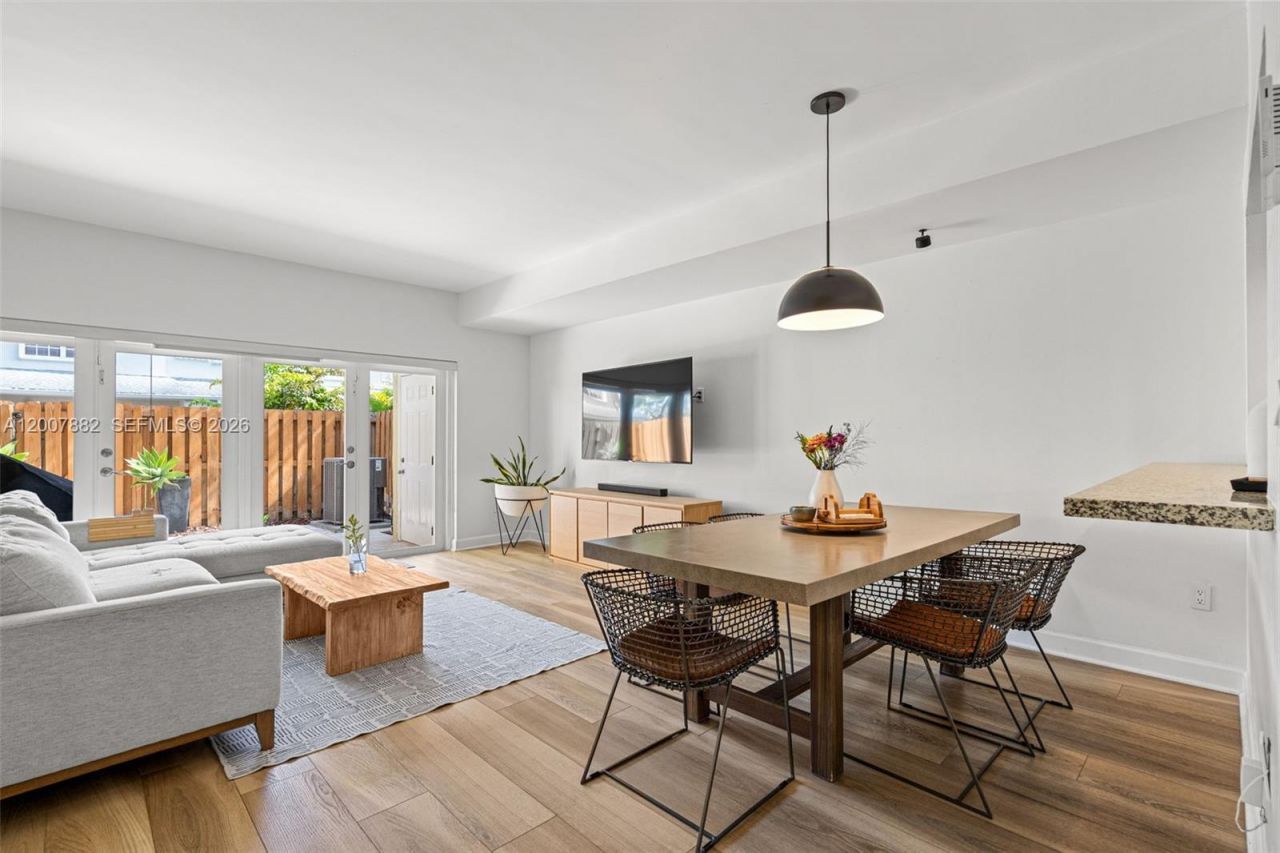 11845 SW 100th St , Unit ., Miami, FL 33186 Photo