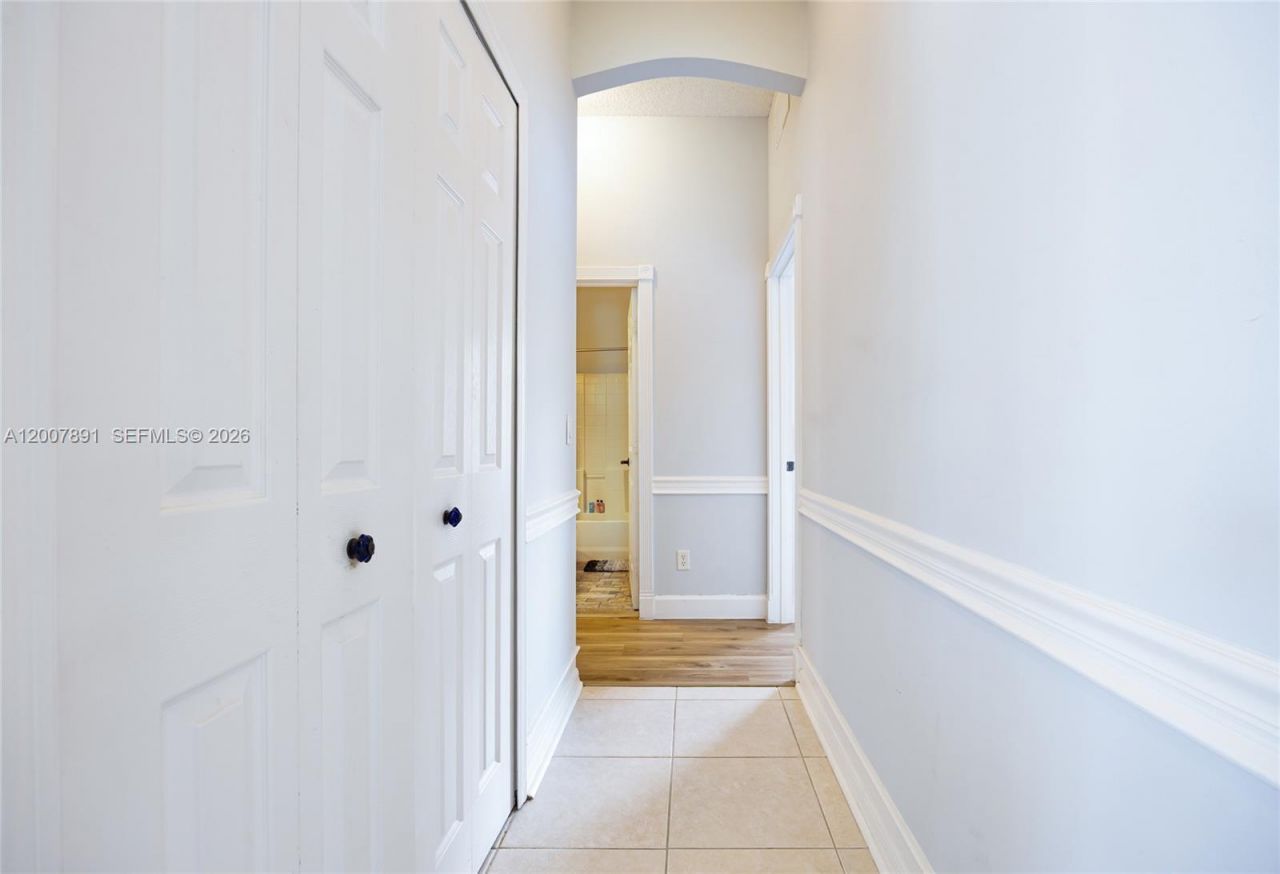 2033 SW Beekman St, Unit 2033, Port Saint Lucie, FL 34953 Photo