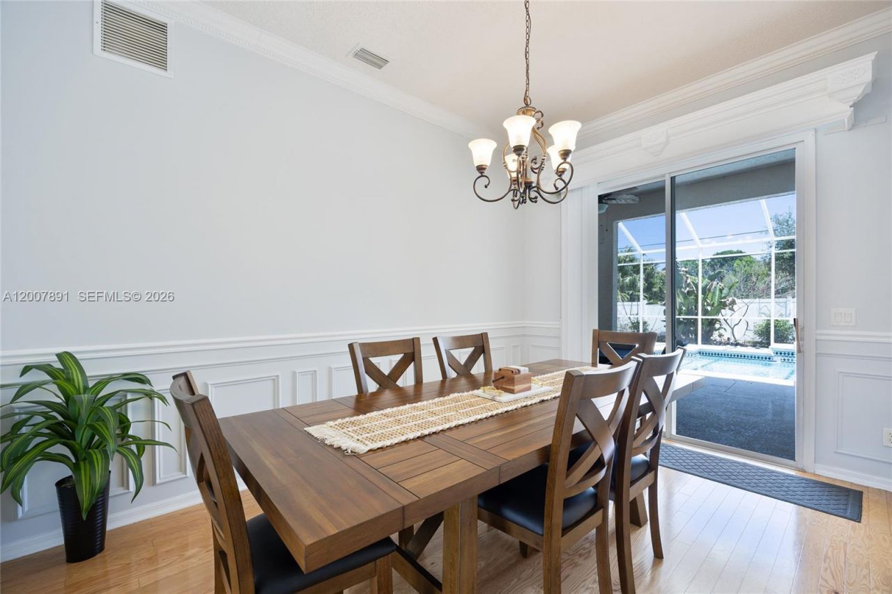 2033 SW Beekman St, Unit 2033, Port Saint Lucie, FL 34953 Photo