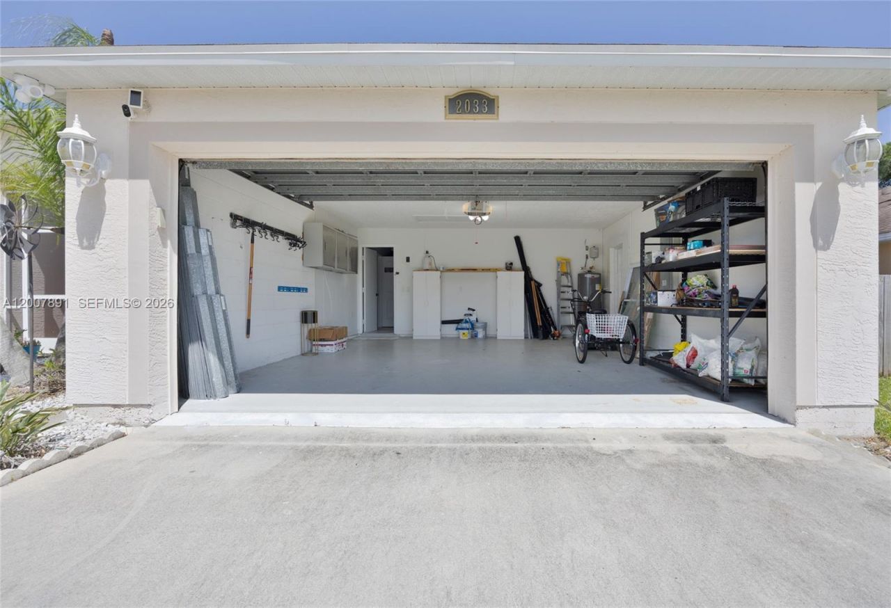 2033 SW Beekman St, Unit 2033, Port Saint Lucie, FL 34953 Photo