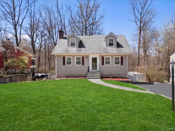 33 Greenwood Lane , White Plains, NY 10607