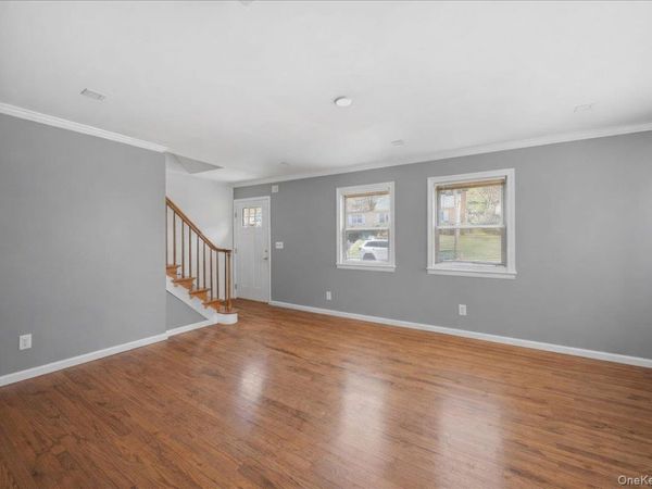 33 Greenwood Lane , White Plains, NY 10607