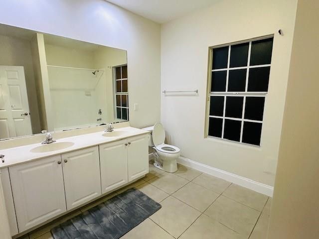 4216 Leo Lane, Unit 5g, Riviera Beach, FL 33410 Photo