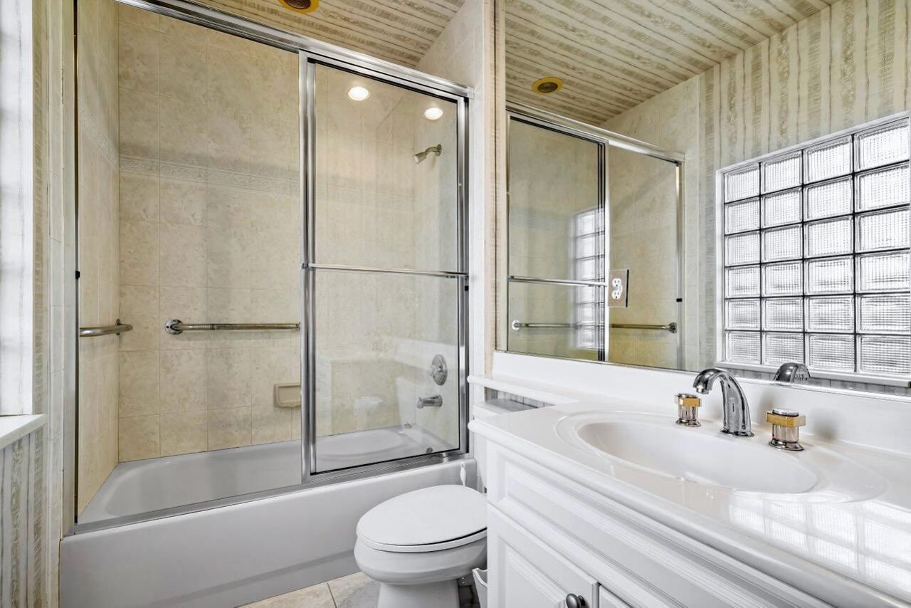 56 Island Drive, Boynton Beach, FL 33436 Photo