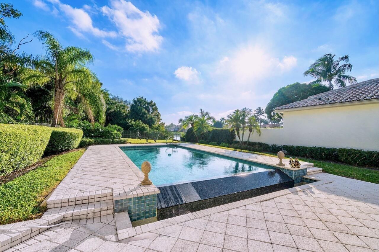 56 Island Drive, Boynton Beach, FL 33436 Photo