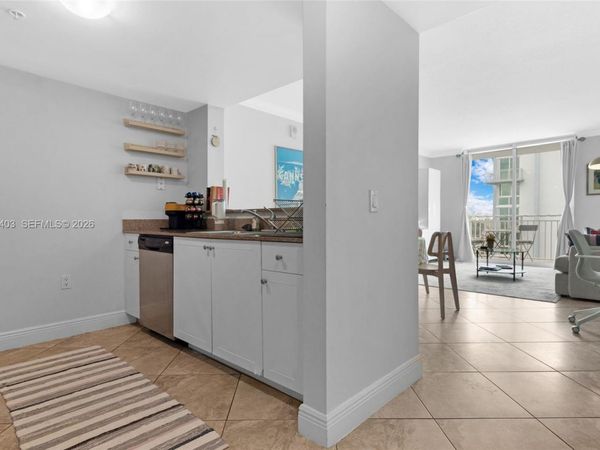 60 NW 37th Ave , Unit 905, Miami, FL 33125