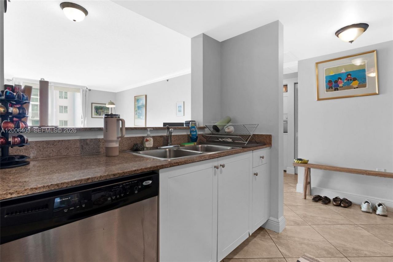 60 NW 37th Ave , Unit 905, Miami, FL 33125 Photo