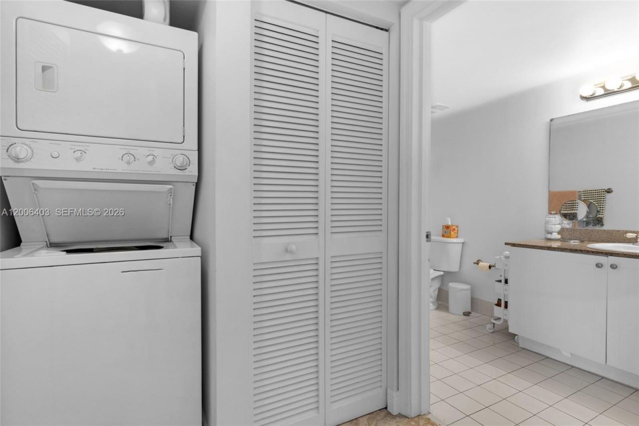 60 NW 37th Ave , Unit 905, Miami, FL 33125 Photo