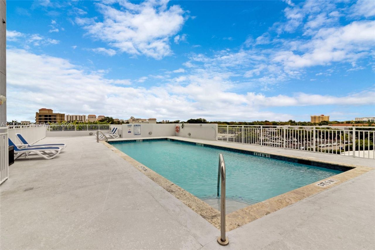 60 NW 37th Ave , Unit 905, Miami, FL 33125 Photo
