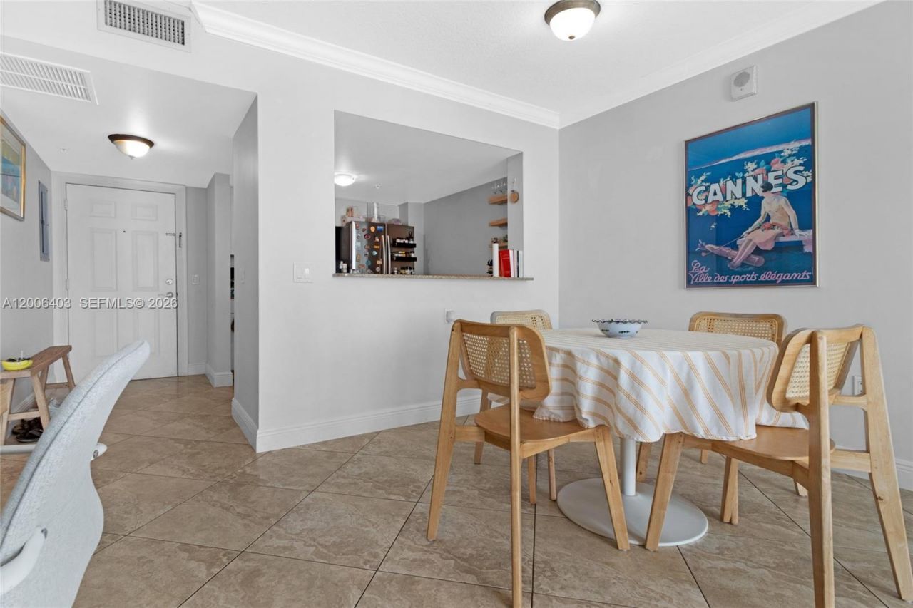 60 NW 37th Ave , Unit 905, Miami, FL 33125 Photo