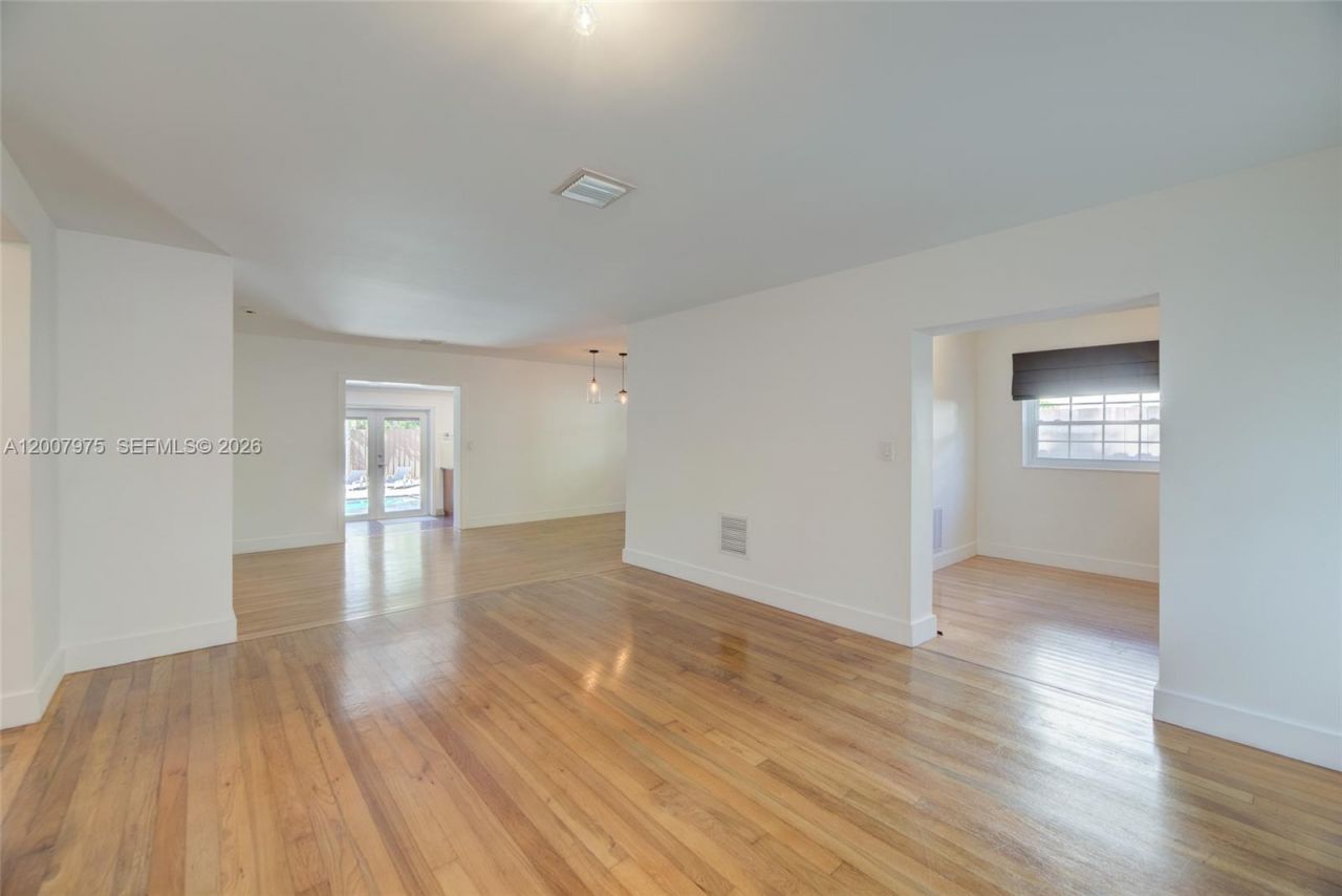 2441 Swanson Ave , Unit 2441, Miami, FL 33133 Photo