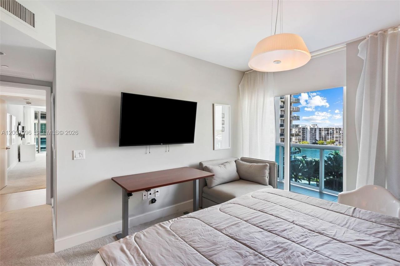 2711 S Ocean Dr , Unit 606, Hollywood, FL 33019 Photo