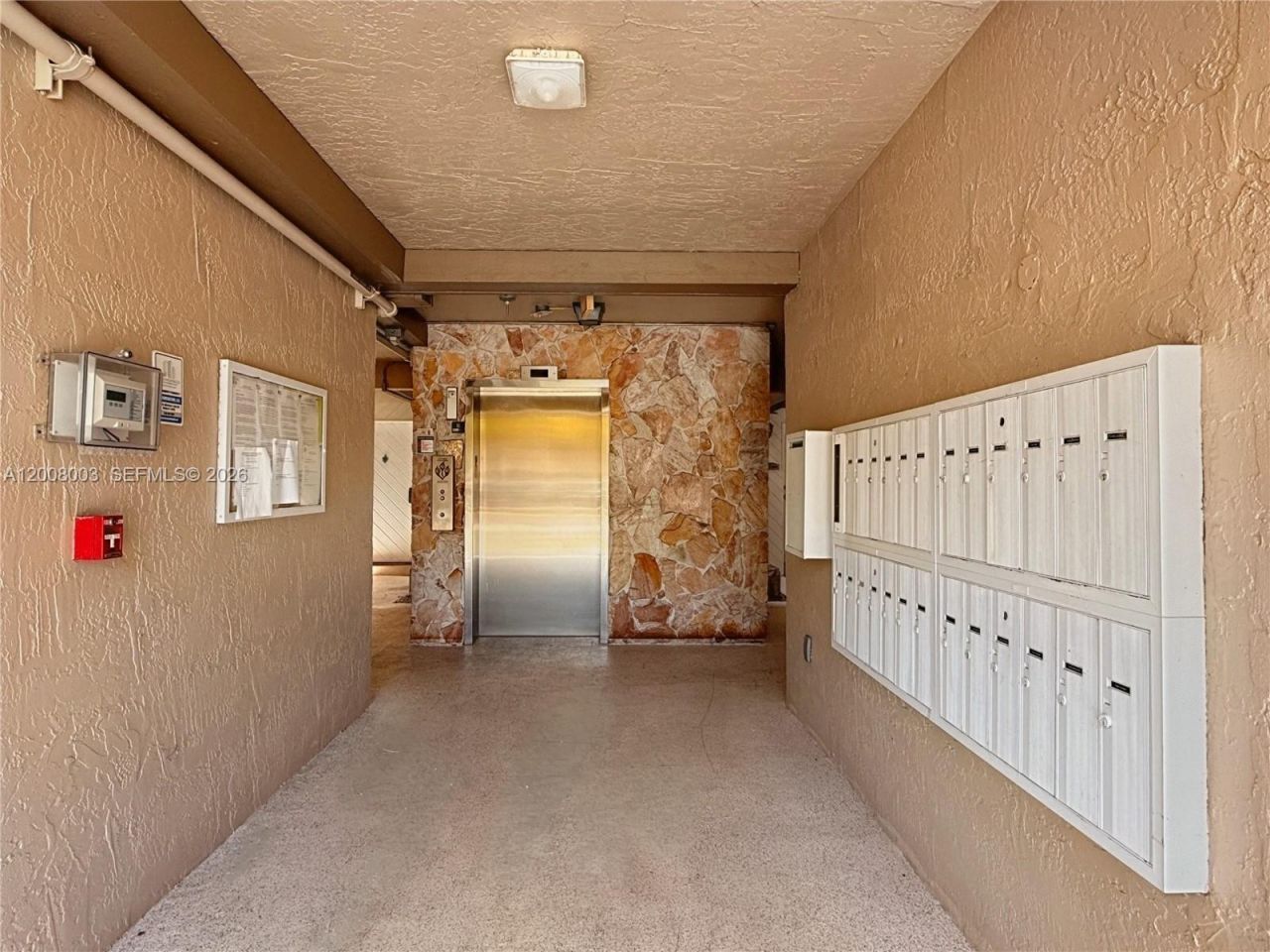 511 Ives Dairy Rd , Unit 301-6, Miami, FL 33179 Photo