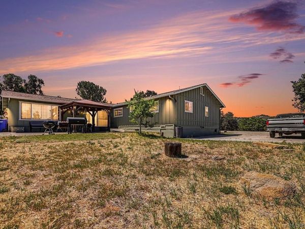 10442 Boulder Creek Rd., Descanso, CA 91916