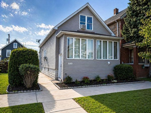 4826 Homerlee Avenue , East Chicago, IN 46312