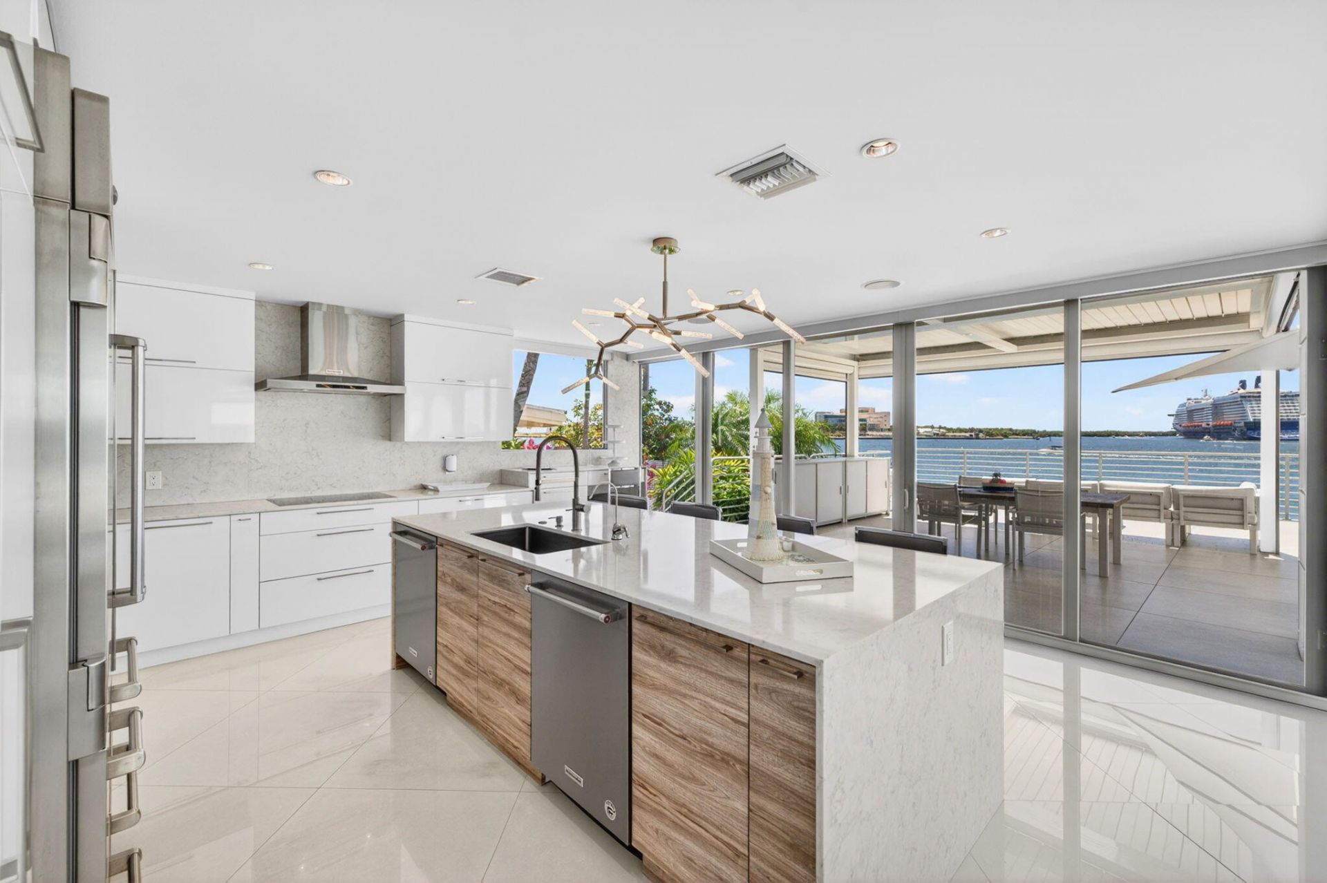 2200 Inlet Drive, Fort Lauderdale, FL 33316 Photo