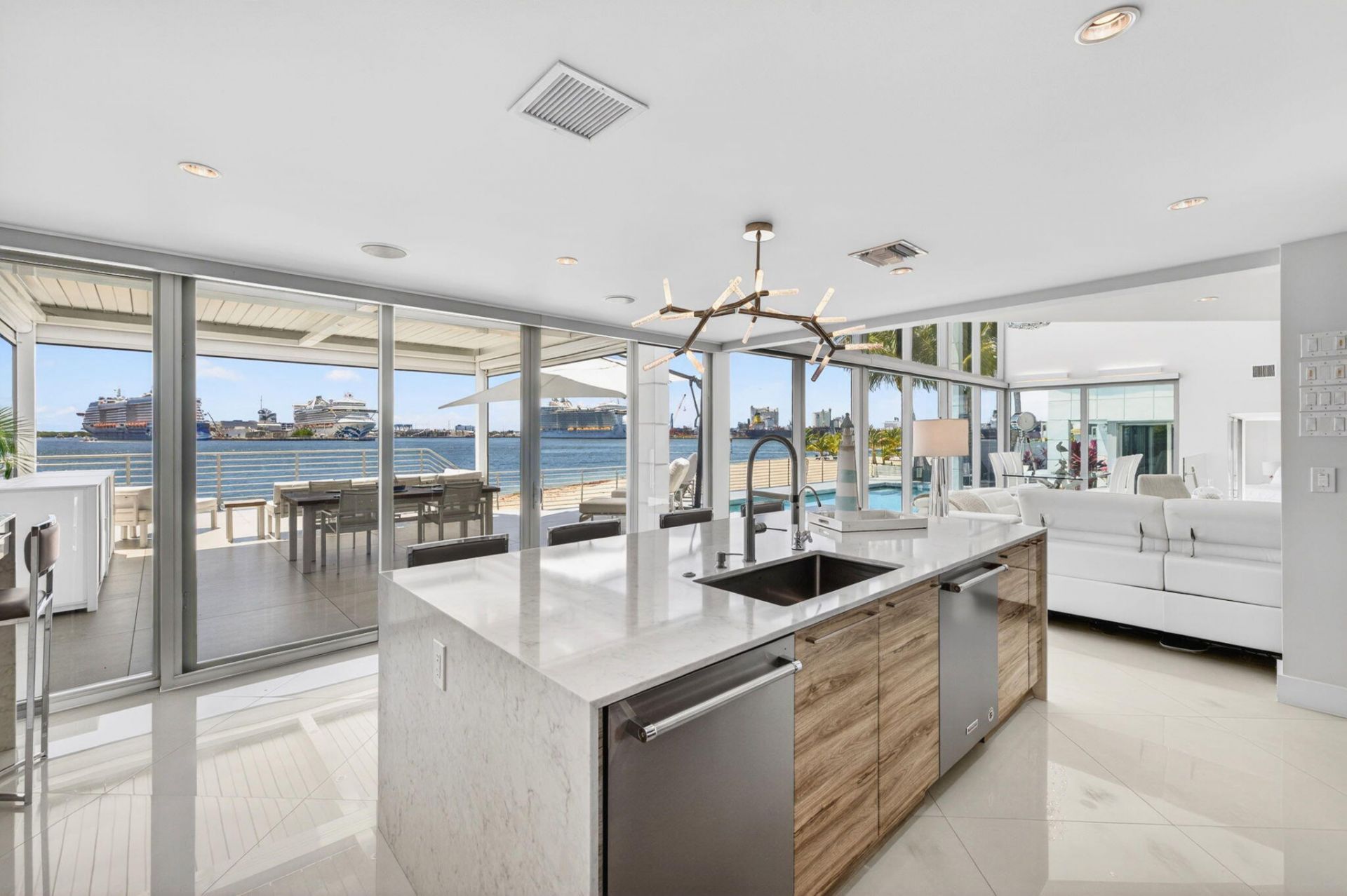 2200 Inlet Drive, Fort Lauderdale, FL 33316 Photo