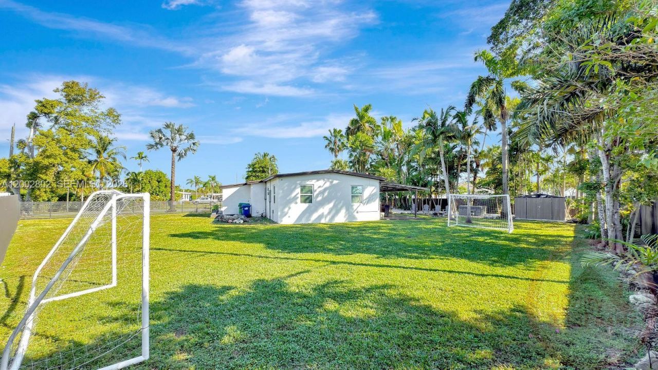 11240 SW 60th Ter, Miami, FL 33173 Photo