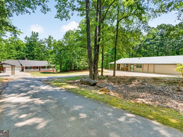 1697 Millers Mill Road, Stockbridge, GA 30281