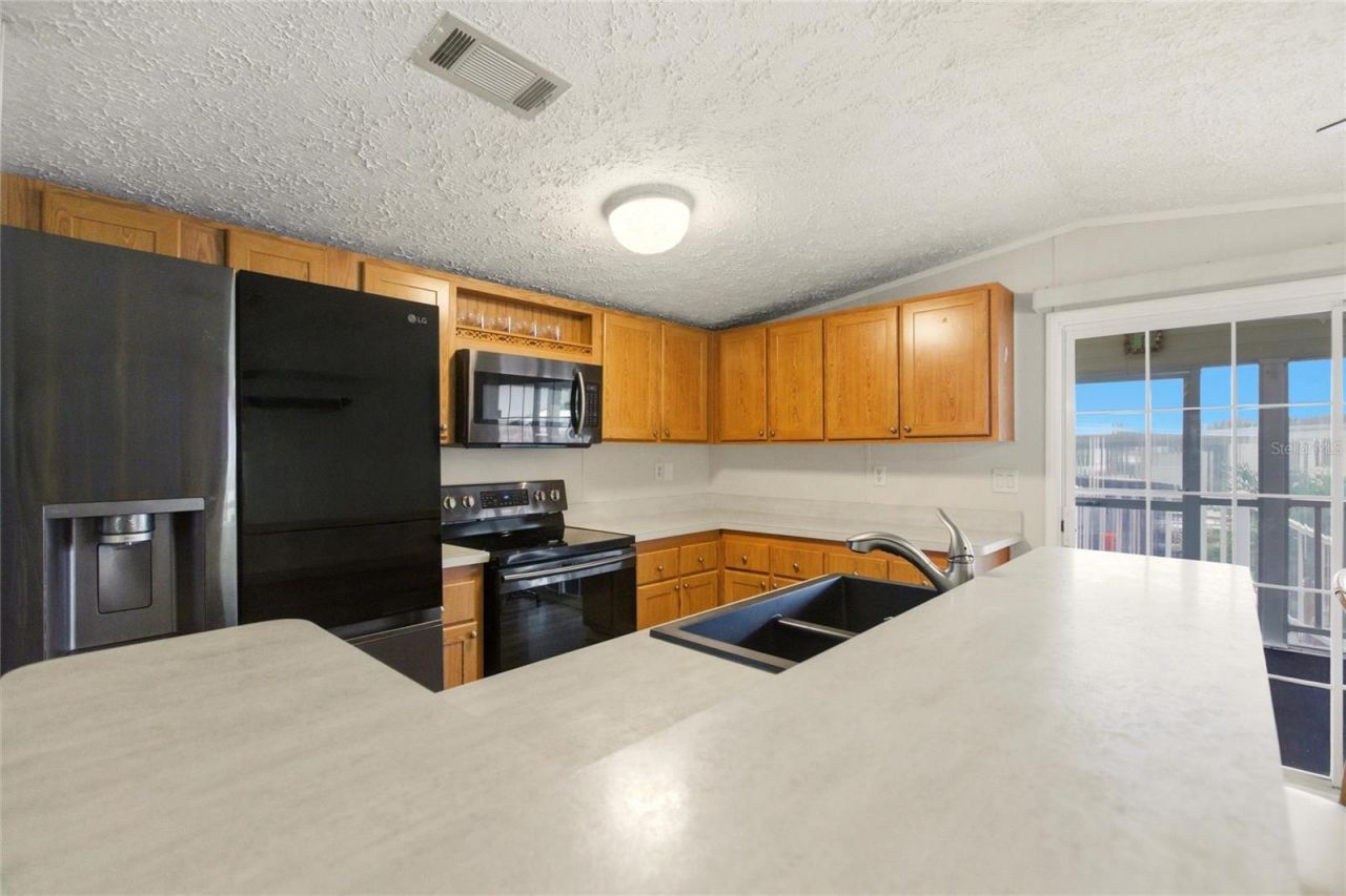 15 N Cardinal , Unit B15, Punta Gorda, FL 33950 Photo