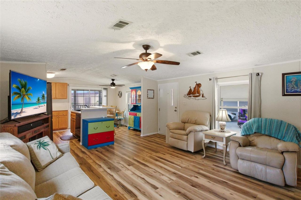 15 N Cardinal , Unit B15, Punta Gorda, FL 33950 Photo