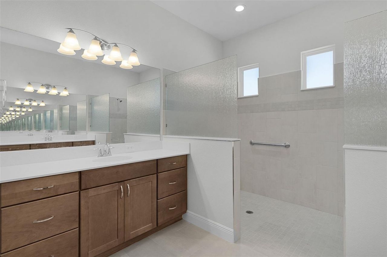 39654 Grove Heights, Lady Lake, FL 32159 Photo