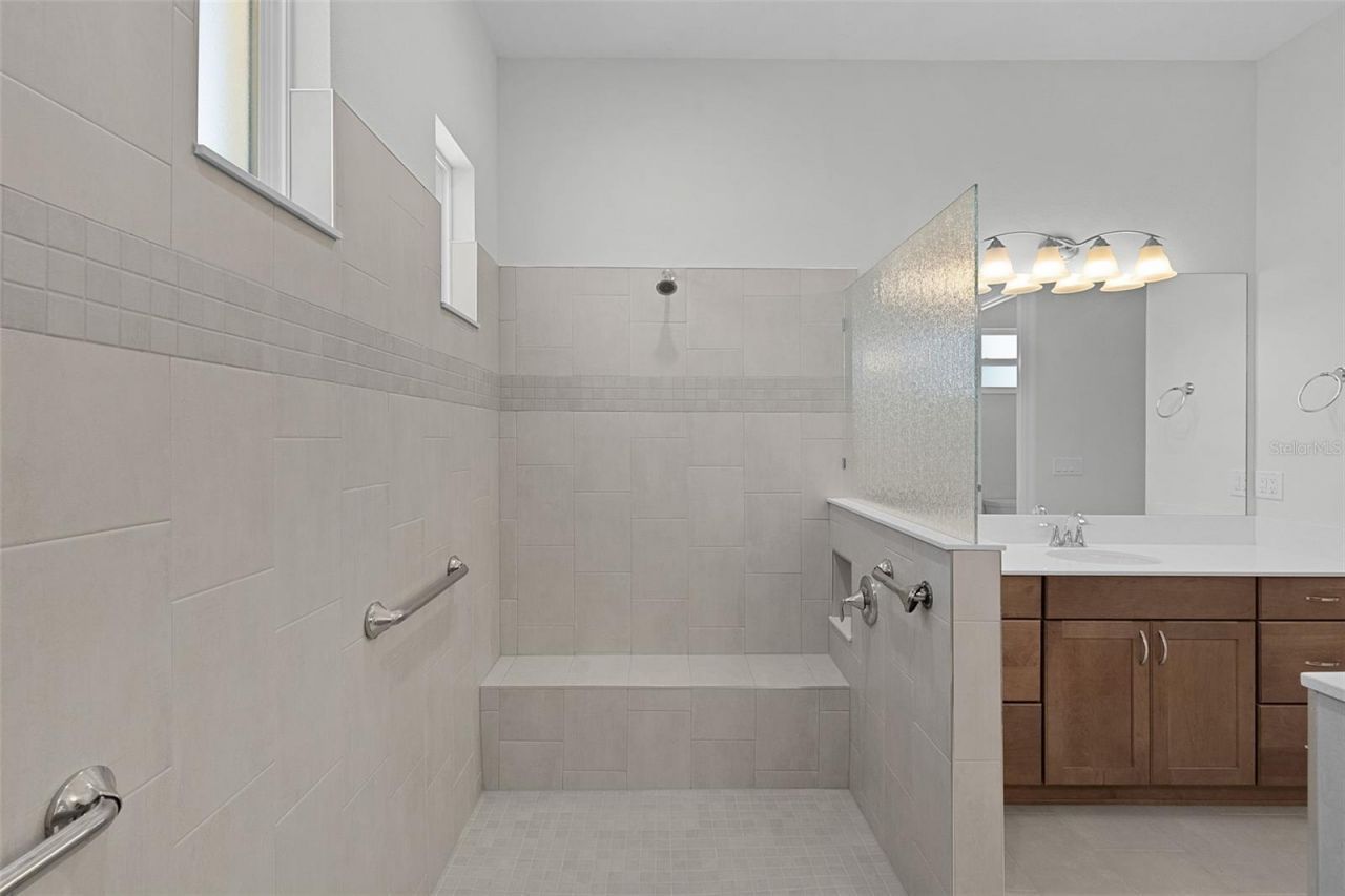 39654 Grove Heights , Lady Lake, FL 32159 Photo