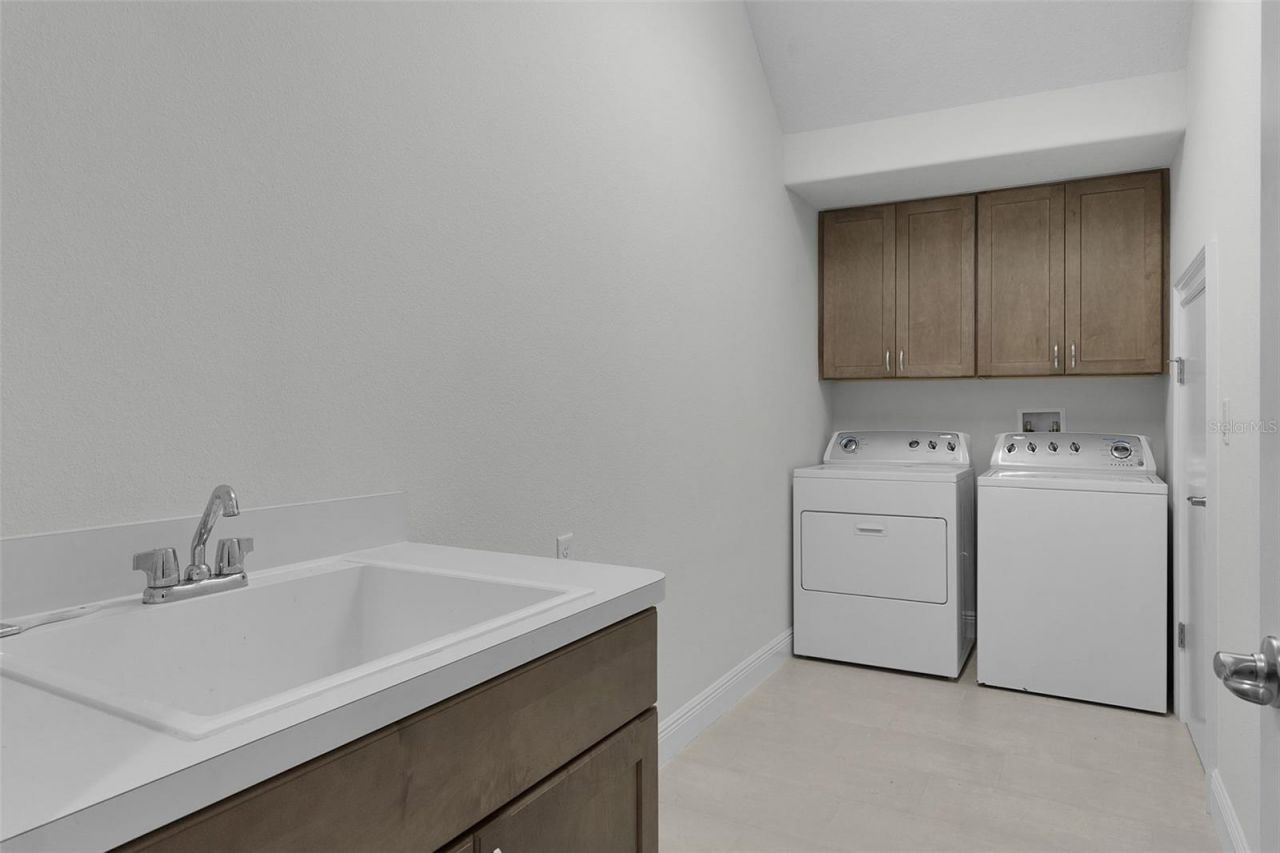 39654 Grove Heights, Lady Lake, FL 32159 Photo