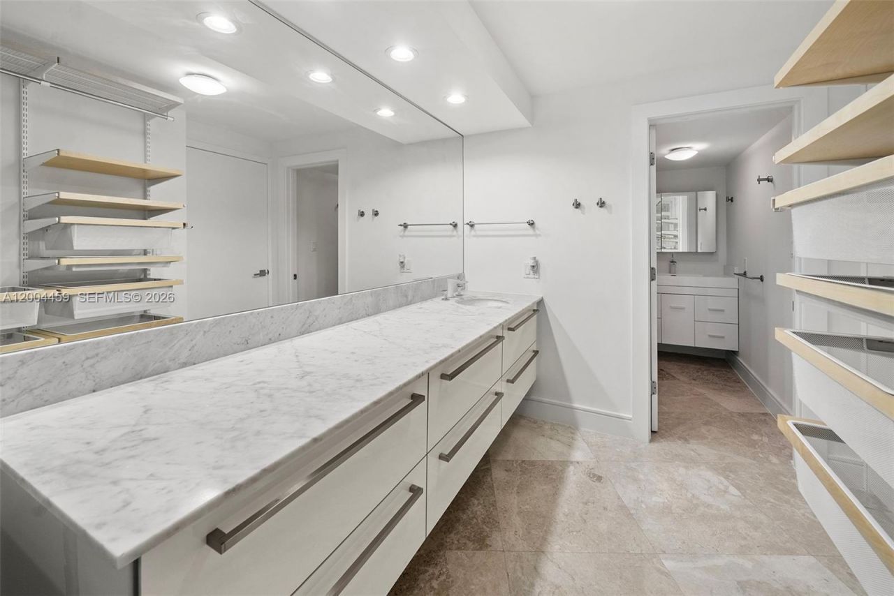 600 Grapetree Dr , Unit 3BS, Key Biscayne, FL 33149 Photo