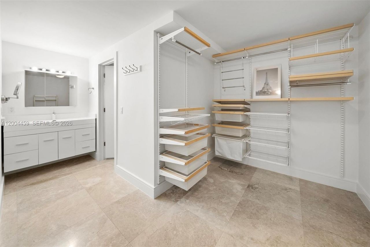 600 Grapetree Dr , Unit 3BS, Key Biscayne, FL 33149 Photo