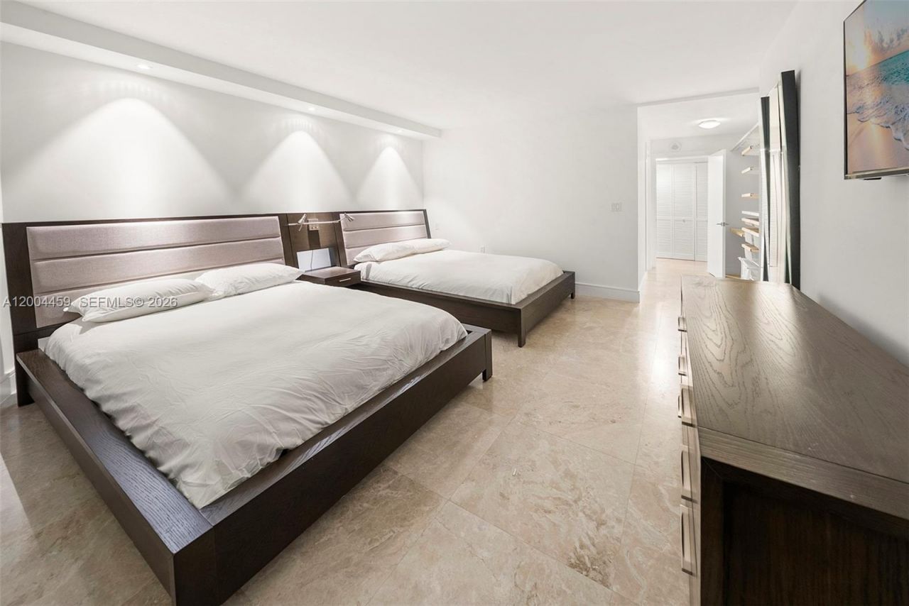 600 Grapetree Dr , Unit 3BS, Key Biscayne, FL 33149 Photo