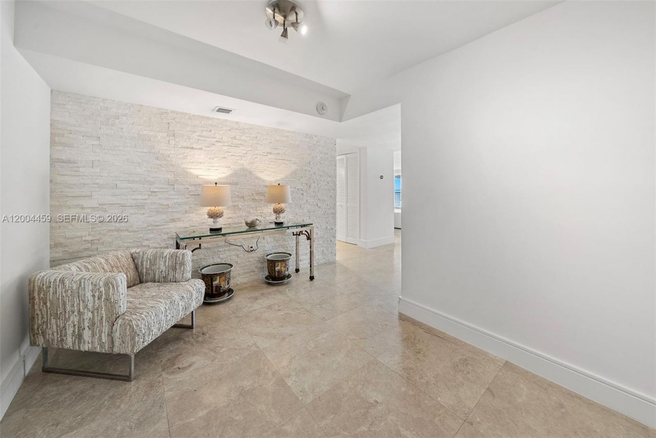 600 Grapetree Dr , Unit 3BS, Key Biscayne, FL 33149 Photo