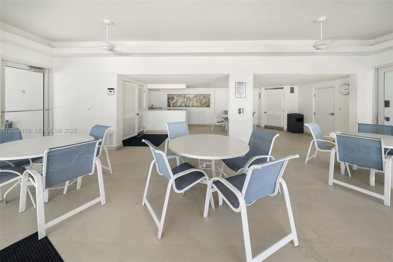 600 Grapetree Dr , Unit 3BS, Key Biscayne, FL 33149 Photo