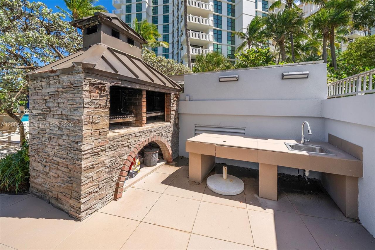 600 Grapetree Dr , Unit 3BS, Key Biscayne, FL 33149 Photo