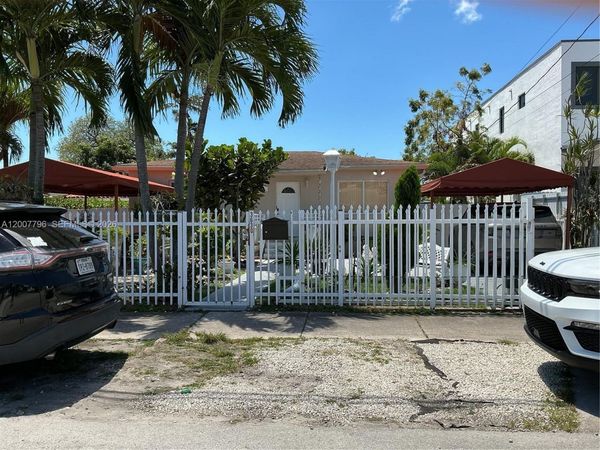 3630 SW 3rd St , Miami, FL 33135