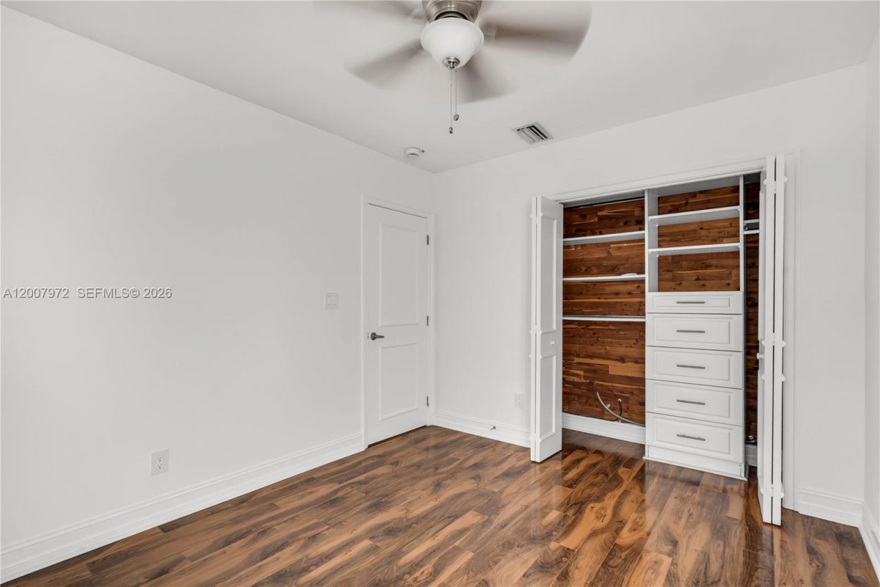 720 NE 17th Ter, Fort Lauderdale, FL 33304 Photo