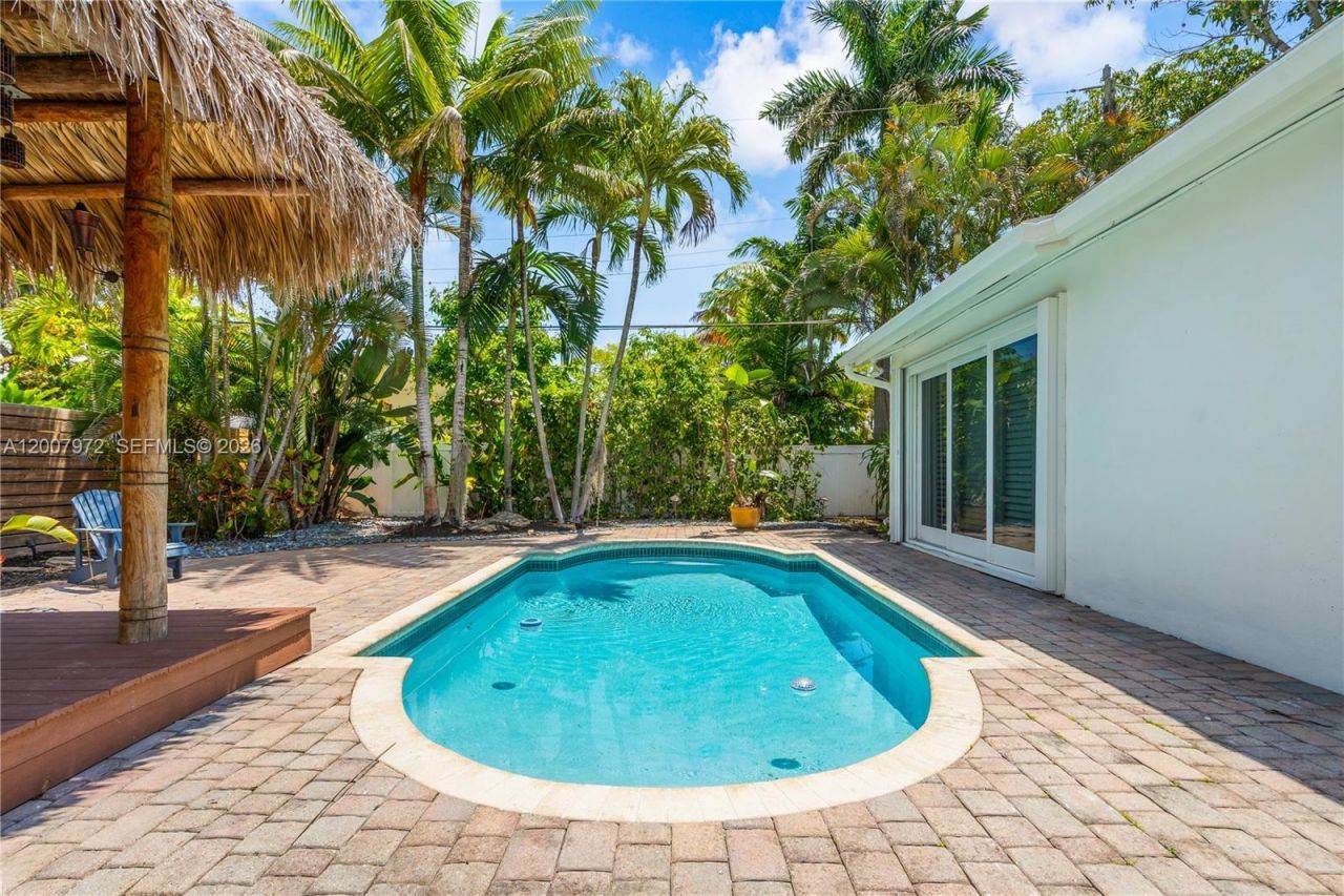 720 NE 17th Ter, Fort Lauderdale, FL 33304 Photo
